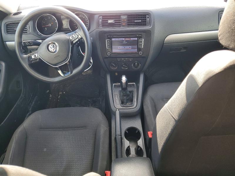 Photo 8 from auction – 2015 VOLKSWAGEN JETTA with VIN 3VW2K7AJ1FM340196