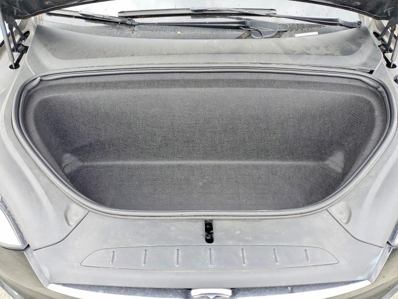 Photo 12 from auction – 2019 TESLA MODEL X with VIN 5YJXCAE20KF182860