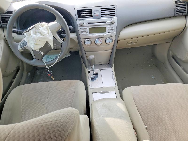 Photo 8 from auction – 2011 TOYOTA CAMRY with VIN 4T1BF3EK9BU632053