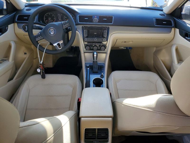 Photo 8 from auction – 2014 VOLKSWAGEN PASSAT SE with VIN 1VWBN7A34EC085889