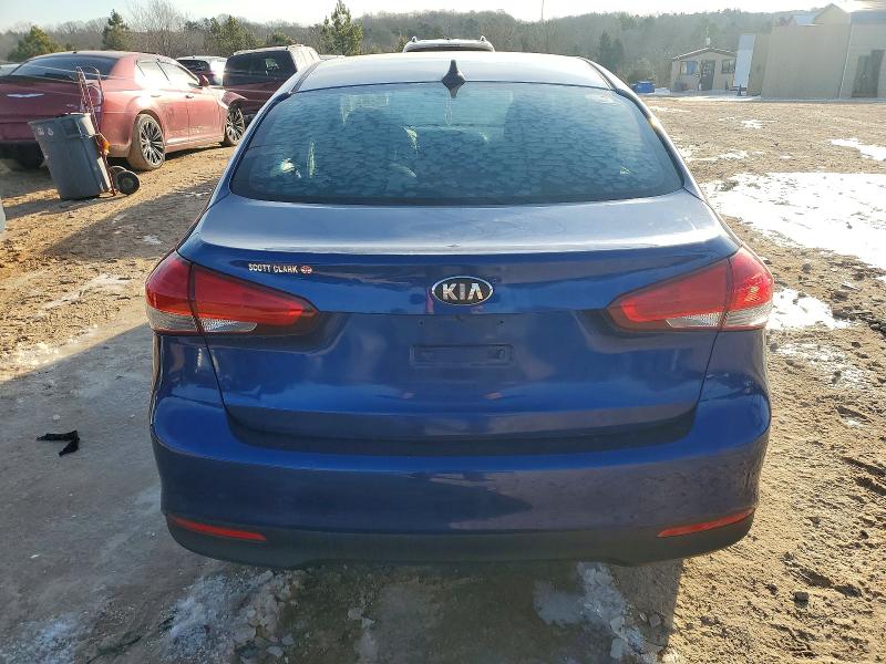 Photo 6 from auction – 2018 KIA FORTE with VIN 3KPFK4A77JE165026