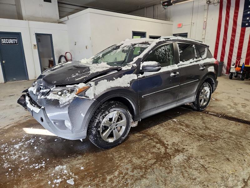 TOYOTA RAV4 XLE 2015 with VIN JTMRFREV1FJ020680 - Photo from auction
