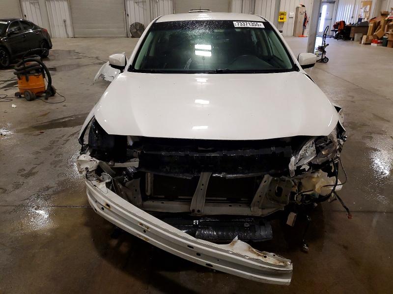 Photo 5 from auction – 2015 SUBARU LEGACY 2.5 with VIN 4S3BNBC69F3028912