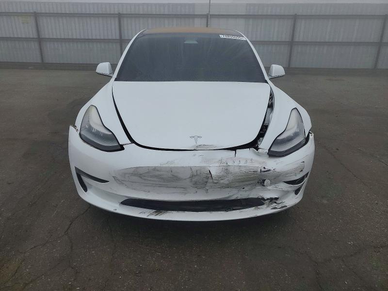 Photo 5 from auction – 2018 TESLA MODEL 3 with VIN 5YJ3E1EA4JF162223