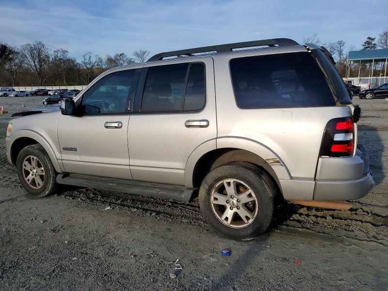 Photo 2 from auction – 2007 FORD EXPLORER with VIN 1FMEU63E17UB04256