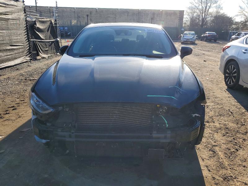 Photo 5 from auction – 2020 FORD FUSION with VIN 3FA6P0HD7LR252206