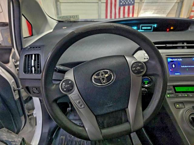 Photo 9 from auction – 2014 TOYOTA PRIUS with VIN JTDKN3DU9E1799805