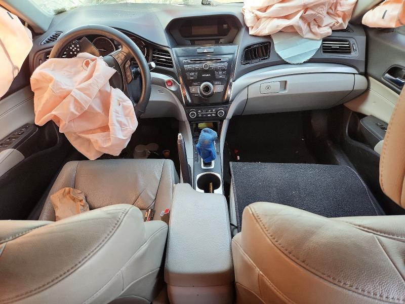 Photo 8 from auction – 2018 ACURA ILX BASE W with VIN 19UDE2F31JA007150