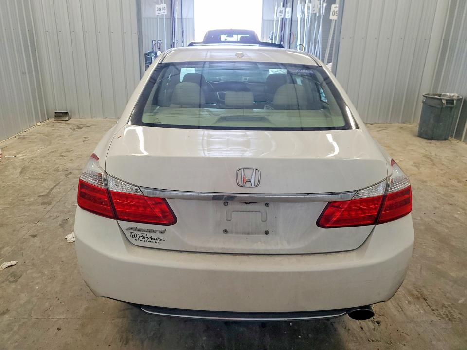 Photo 6 from auction – 2015 HONDA ACCORD EXL with VIN 1HGCR2F87FA108311