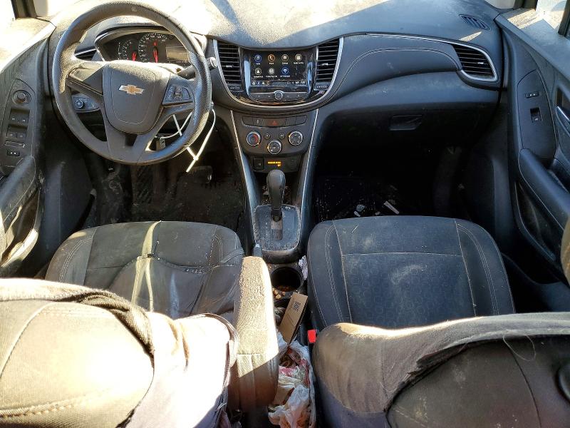 Photo 8 from auction – 2018 CHEVROLET TRAX LS with VIN 3GNCJKSBXJL338134