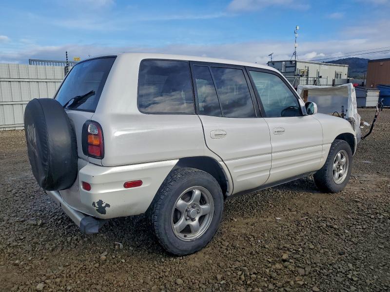 Photo 3 from auction – 1999 TOYOTA RAV4 with VIN JT3GP10V8X7048976