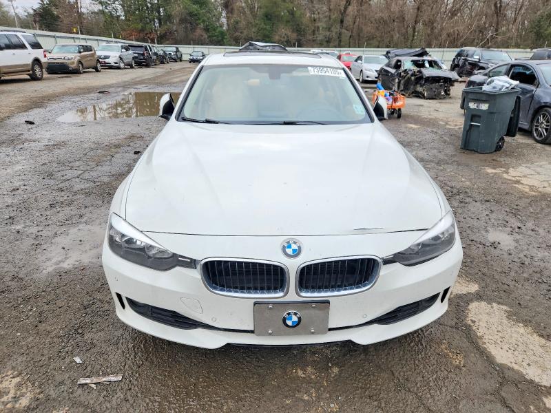 Photo 5 from auction – 2014 BMW 328 with VIN WBA3A5C50EP602309