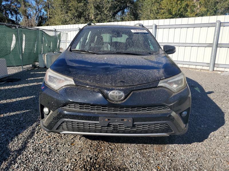 Photo 5 from auction – 2017 TOYOTA RAV4 SE with VIN 2T3JFREV8HW575109