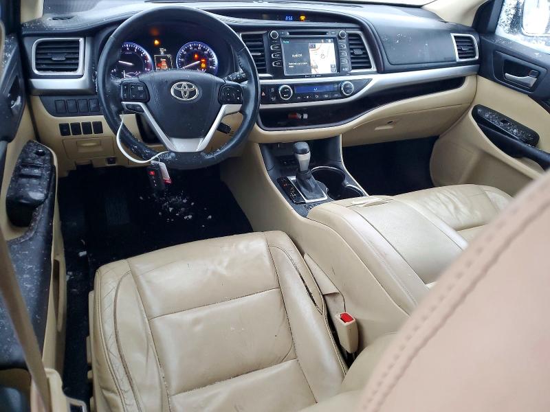 Photo 8 from auction – 2016 TOYOTA HIGHLANDER with VIN 5TDKKRFH9GS175875