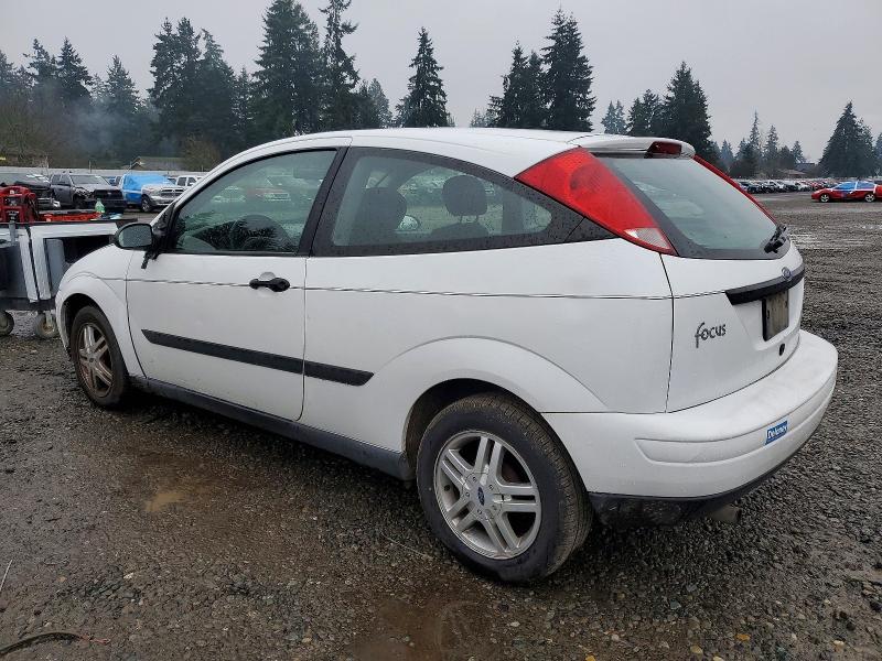 Photo 2 from auction – 2000 FORD FOCUS with VIN 3FAFP3139YR241671