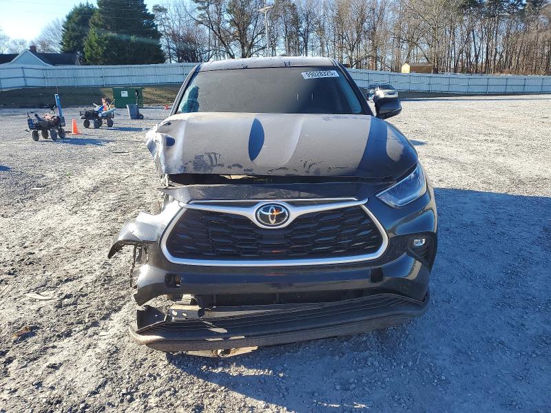 Photo 5 from auction – 2021 TOYOTA HIGHLANDER with VIN 5TDZZRAH3MS535736