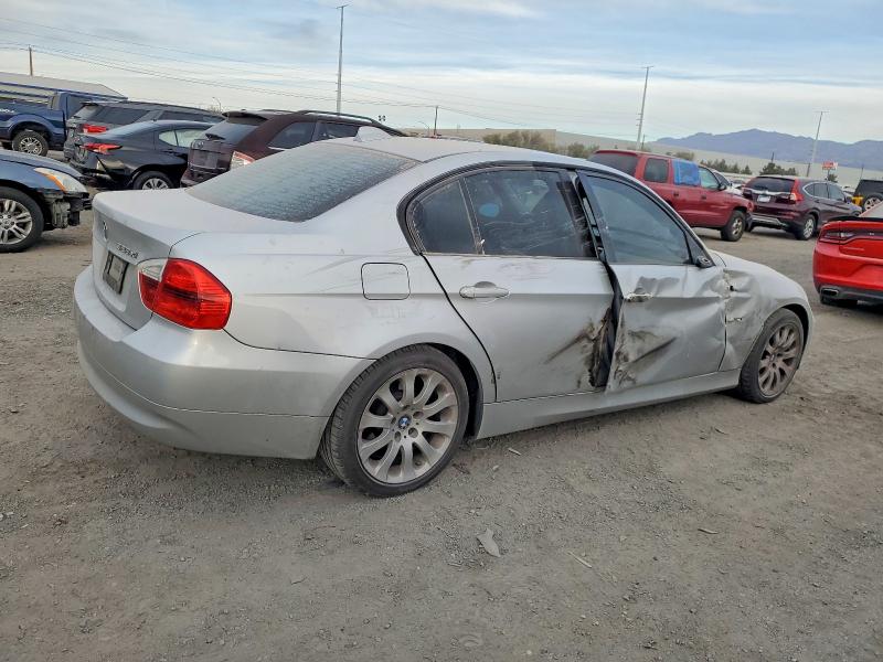 Photo 3 from auction – 2007 BMW 328 XI with VIN WBAVC93577KX58843