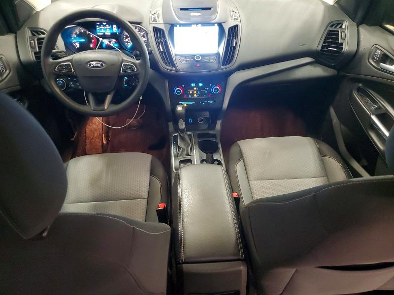 صورة رقم 8 من المزاد - 2017 FORD ESCAPE SE مع VIN 1FMCU9G95HUD00482