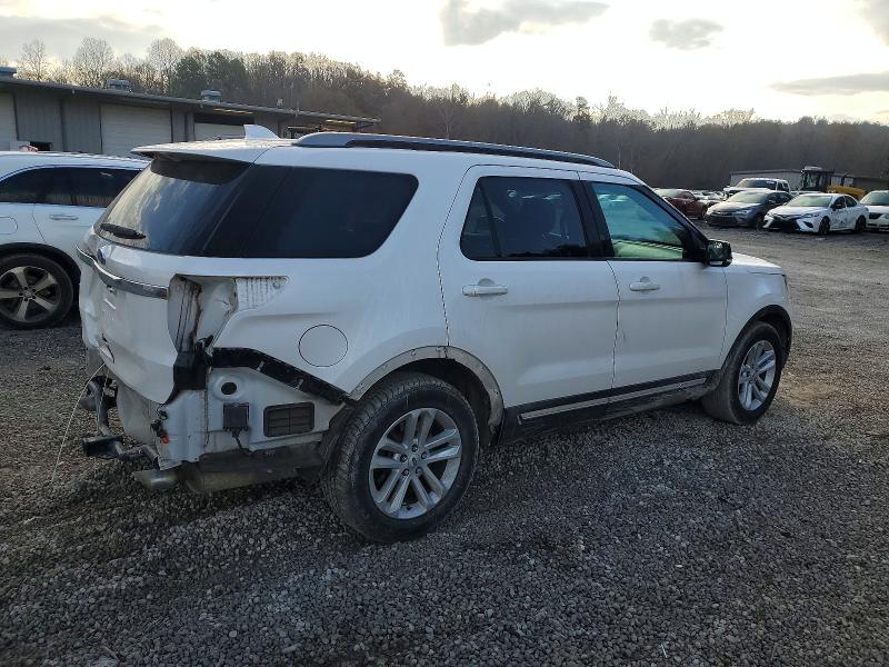 Photo 3 from auction – 2017 FORD EXPLORER X with VIN 1FM5K7D81HGD10150