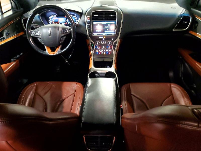 Photo 8 from auction – 2016 LINCOLN MKX RESERV with VIN 2LMPJ8LR5GBL37048