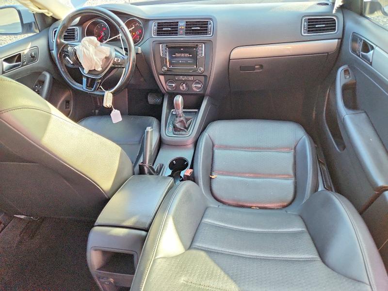 Photo 8 from auction – 2017 VOLKSWAGEN JETTA SE with VIN 3VWDB7AJ9HM269664