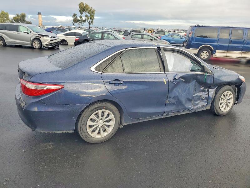 Photo 3 from auction – 2016 TOYOTA CAMRY with VIN 4T4BF1FK8GR546930