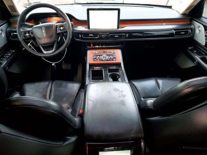 Photo 8 from auction – 2020 LINCOLN AVIATOR with VIN 5LM5J7XC6LGL10976