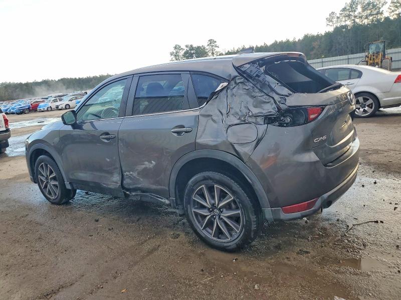 Photo 2 from auction – 2018 MAZDA CX-5 TOURI with VIN JM3KFACM7J0410993