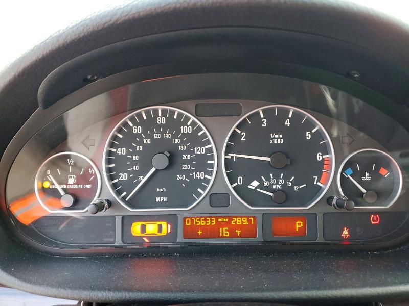 Photo 9 from auction – 2002 BMW 330 I with VIN WBAEV53452KM15323