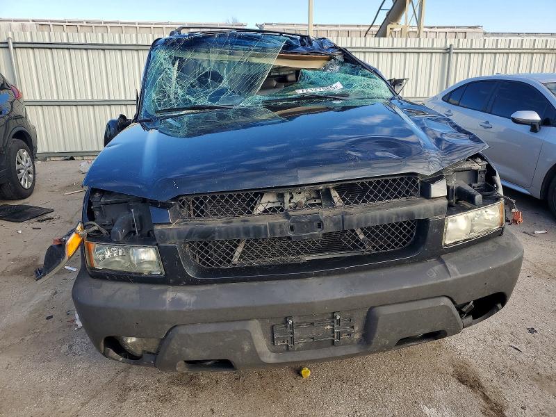 Photo 5 from auction – 2004 CHEVROLET AVALANCHE with VIN 3GNEK12T24G220178