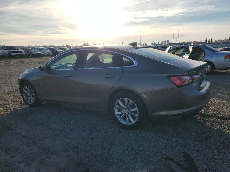 Photo 2 from auction – 2020 CHEVROLET MALIBU with VIN 1G1ZD5ST3LF033648