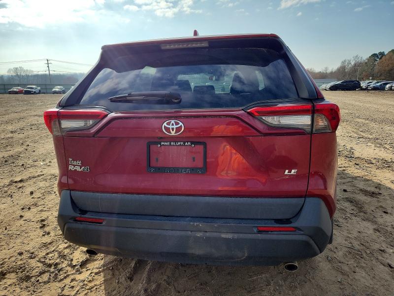 Photo 6 from auction – 2021 TOYOTA RAV4 LE with VIN 2T3H1RFV2MW142407