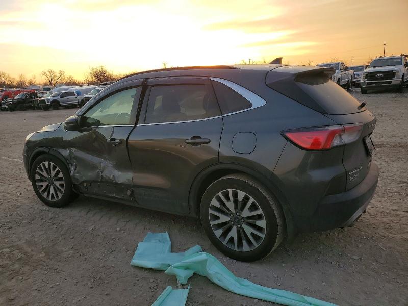 Photo 2 from auction – 2020 FORD ESCAPE with VIN 1FMCU0DZ9LUB03825
