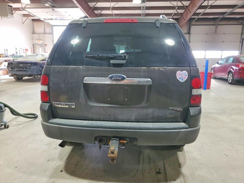 Фото 6 с аукциона – 2006 FORD EXPLORER X с VIN 1FMEU73E76ZA24273