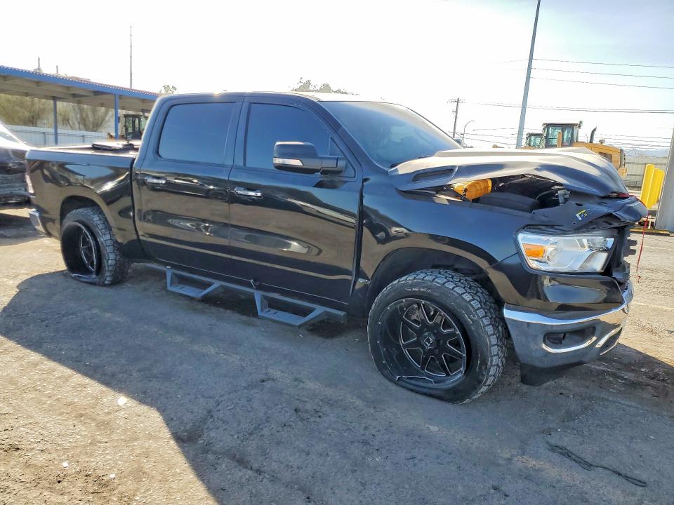 Photo 4 from auction – 2019 RAM 1500 with VIN 1C6RREFG5KN786079