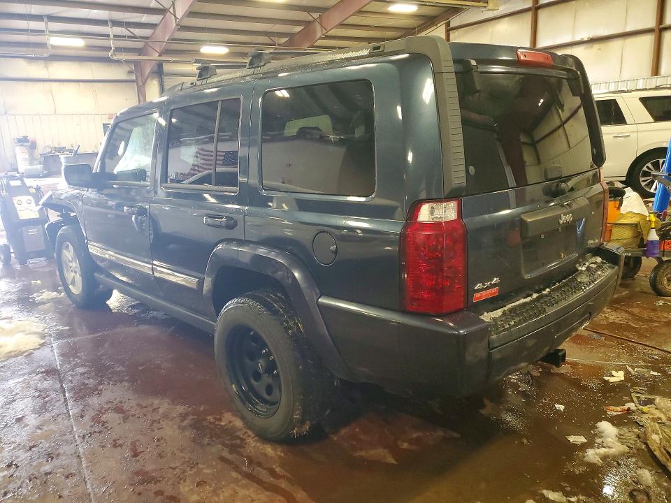 Photo 2 from auction – 2010 JEEP COMMANDER with VIN 1J4RG4GK5AC157020