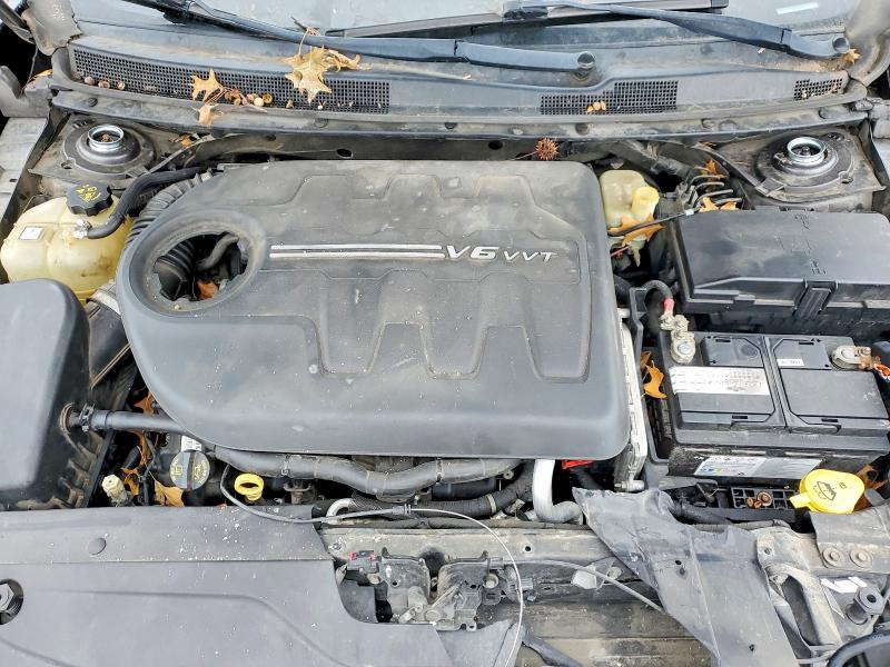 Photo 11 from auction – 2015 CHRYSLER 200 with VIN 1C3CCCCG4FN584210