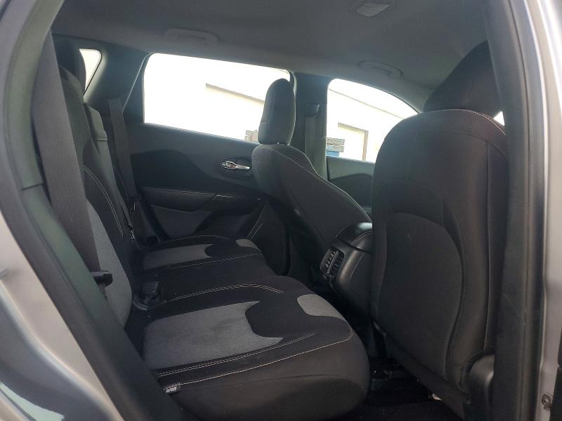 Photo 10 from auction – 2014 JEEP CHEROKEE with VIN 1C4PJLAB2EW222184