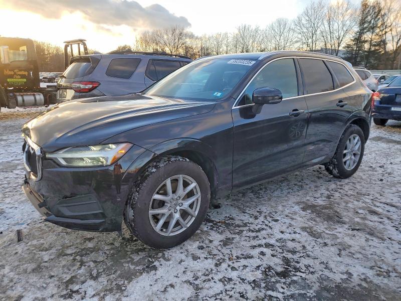 VOLVO XC60 T5 2018 with VIN LYV102RK6JB122953 - Photo from auction