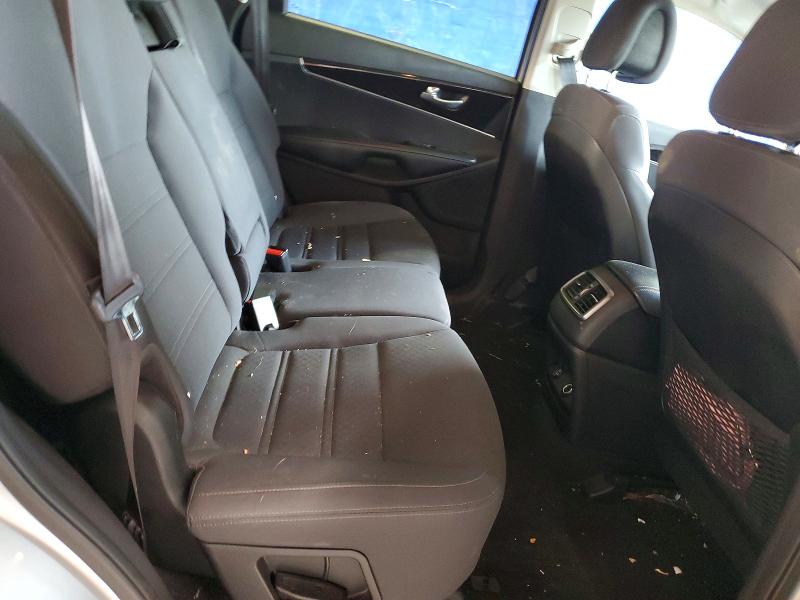 Photo 11 from auction – 2016 KIA SORENTO LX with VIN 5XYPGDA36GG008408