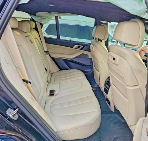 Photo 10 from auction – 2022 BMW X5 M50I with VIN 5UXJU4C0XN9J24371