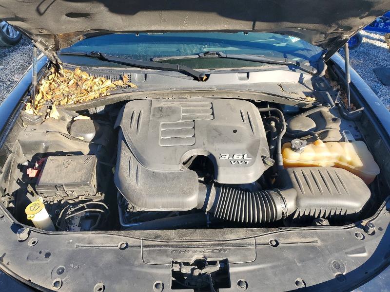 Photo 11 from auction – 2019 DODGE CHARGER with VIN 2C3CDXHGXKH585104