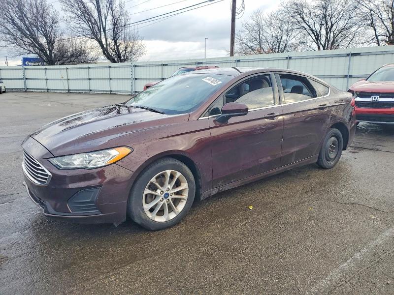 FORD FUSION SE 2019 with VIN 3FA6P0HD2KR245517 - Photo from auction