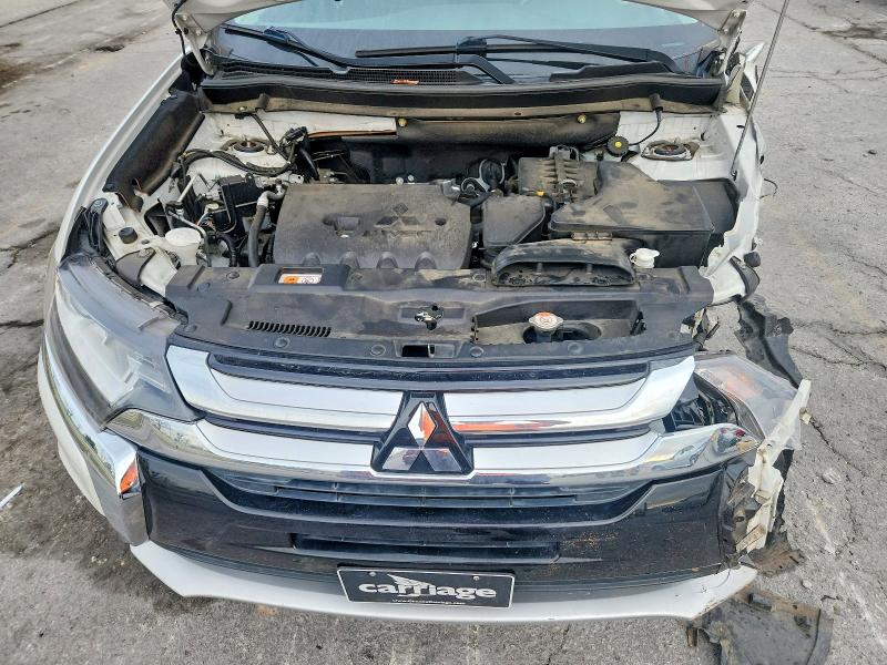 Photo 12 from auction – 2018 MITSUBISHI OUTLANDER with VIN JA4AD2A37JZ015163