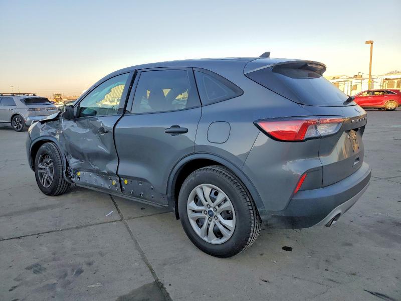 Photo 2 from auction – 2021 FORD ESCAPE with VIN 1FMCU0F69MUA95536