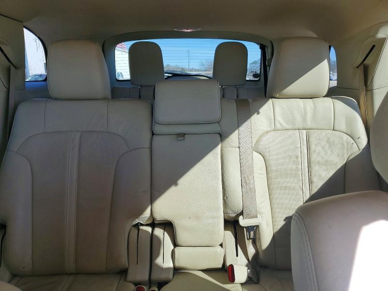 Photo 10 from auction – 2018 LINCOLN MKT with VIN 2LMHJ5AT4JBL02137