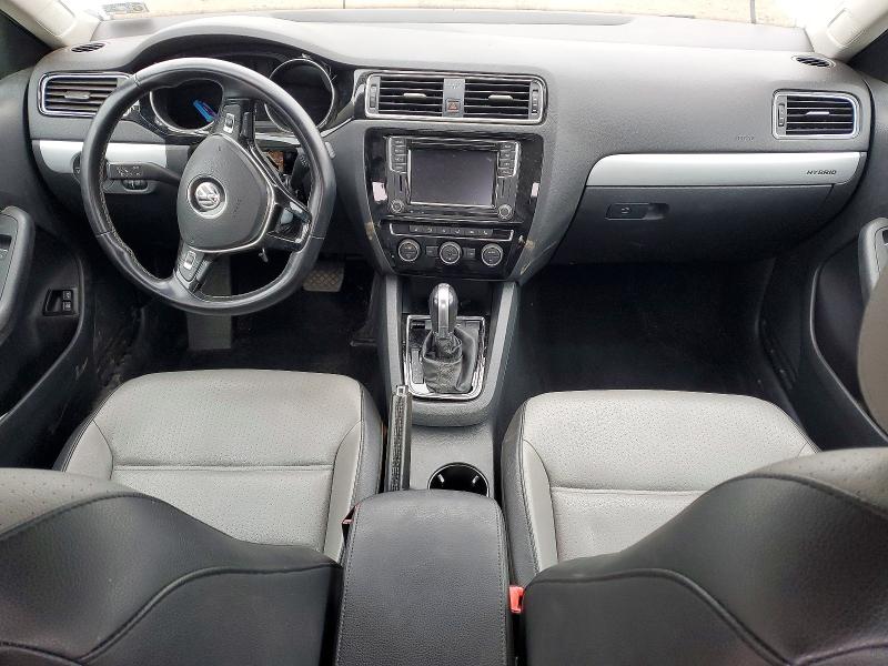 Photo 8 from auction – 2016 VOLKSWAGEN JETTA with VIN 3VW637AJ4GM233787