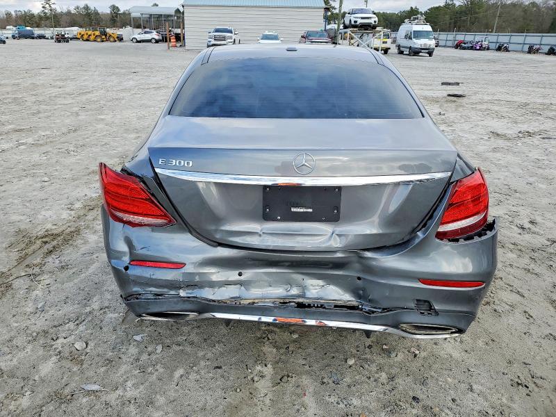 Photo 6 from auction – 2017 MERCEDES-BENZ E with VIN WDDZF4JB1HA172966