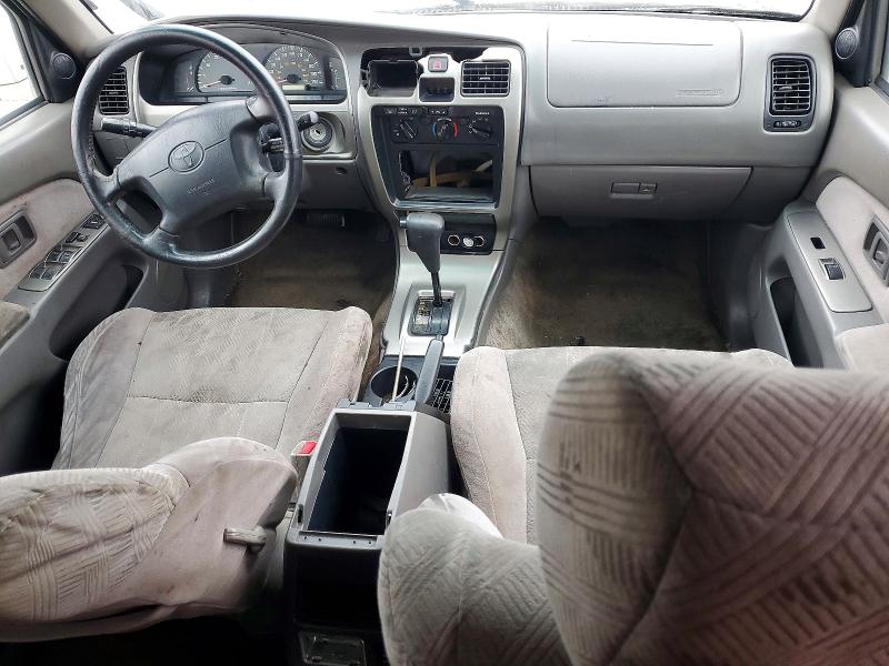 Photo 8 from auction – 2001 TOYOTA 4RUNNER with VIN JT3GN86R710211173