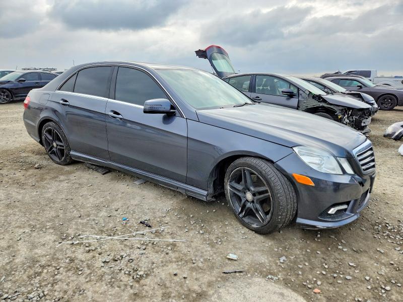 Photo 4 from auction – 2011 MERCEDES-BENZ E 350 with VIN WDDHF5GB1BA410346